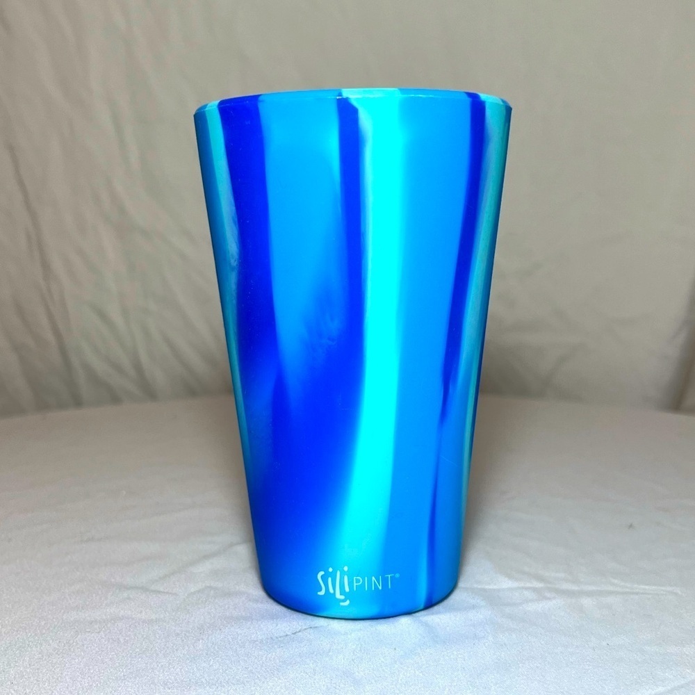 Silipint Silicone Original Pint Glass - 16 oz - Arctic Sky - Like New!